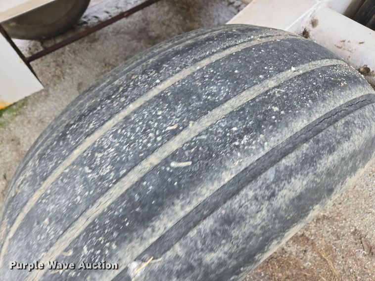 image for item DX1585 Western SMC2064S  spreader