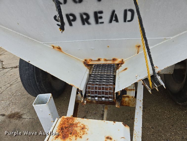 image for item DX1587 Western SMC2064S spreader