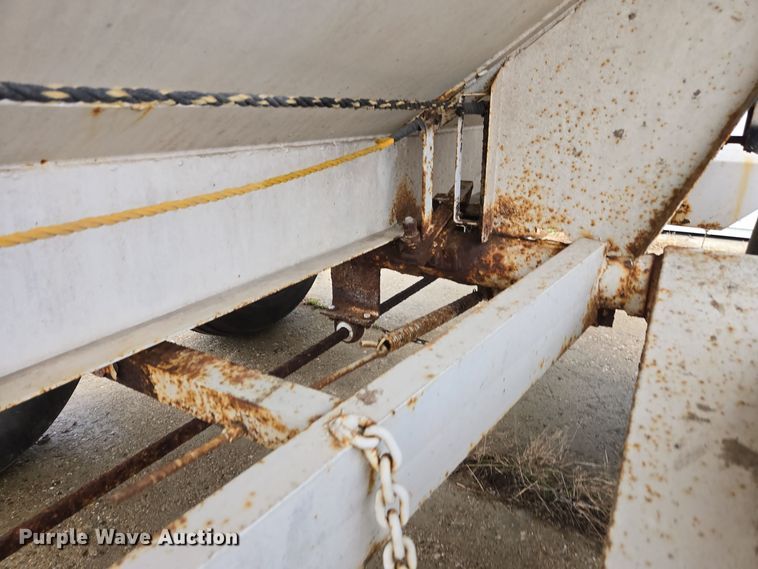 image for item DX1587 Western SMC2064S spreader