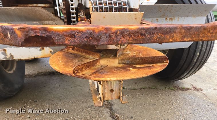 image for item DX1587 Western SMC2064S spreader