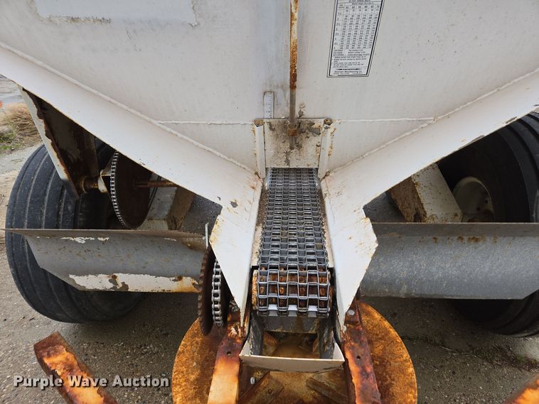 image for item DX1587 Western SMC2064S spreader