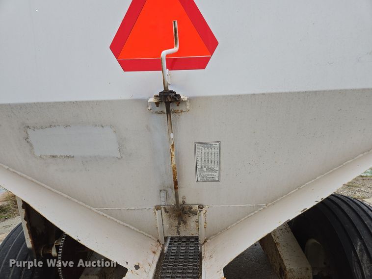 image for item DX1587 Western SMC2064S spreader