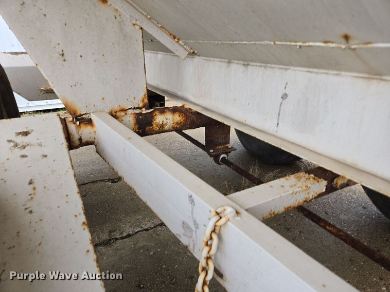 image for item DX1587 Western SMC2064S spreader