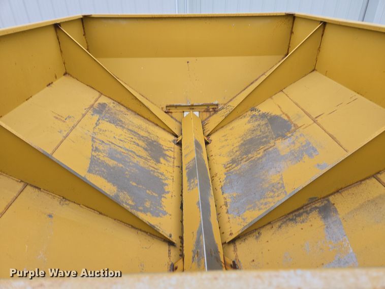 image for item DX1587 Western SMC2064S spreader