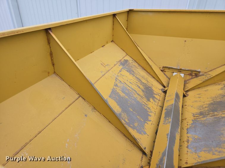 image for item DX1587 Western SMC2064S spreader