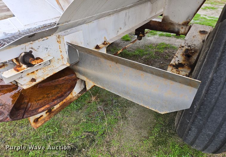 image for item DX1588 Western spreader