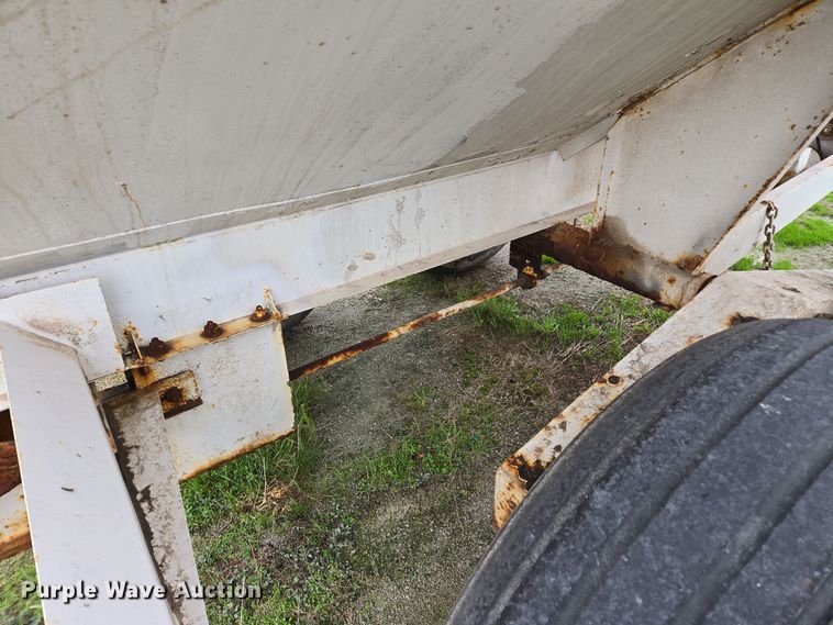 image for item DX1588 Western spreader