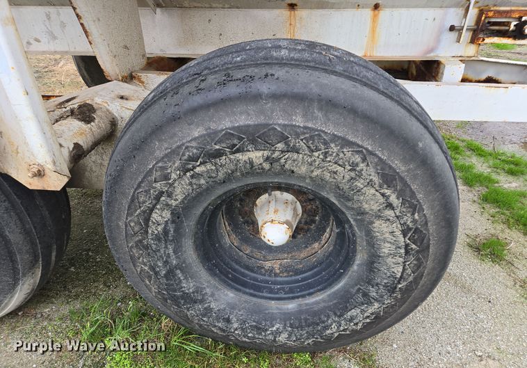 image for item DX1588 Western spreader