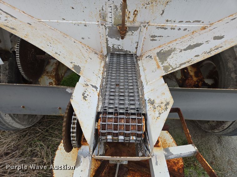 image for item DX1589 Western spreader