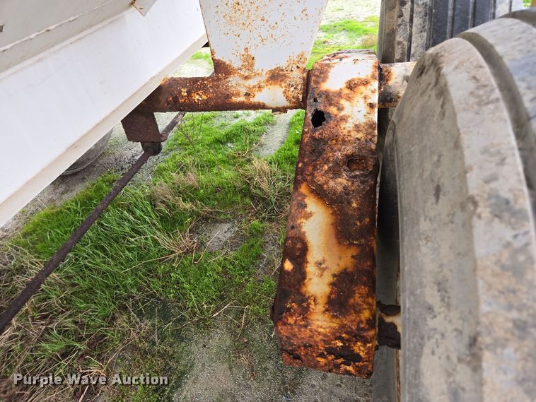 image for item DX1589 Western spreader