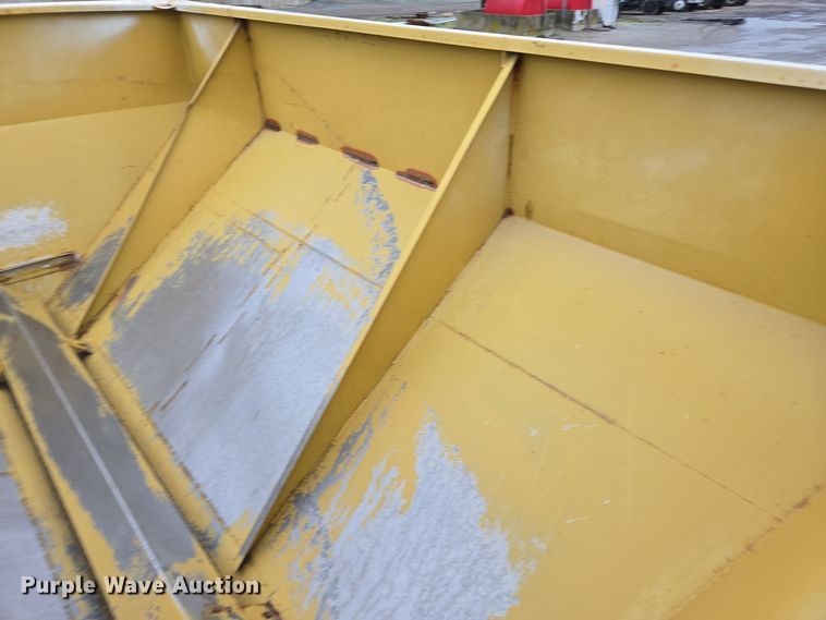 image for item DX1589 Western spreader