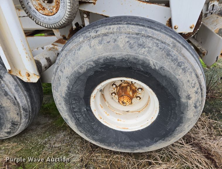 image for item DX1589 Western spreader