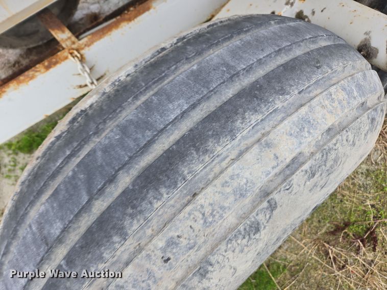 image for item DX1589 Western spreader