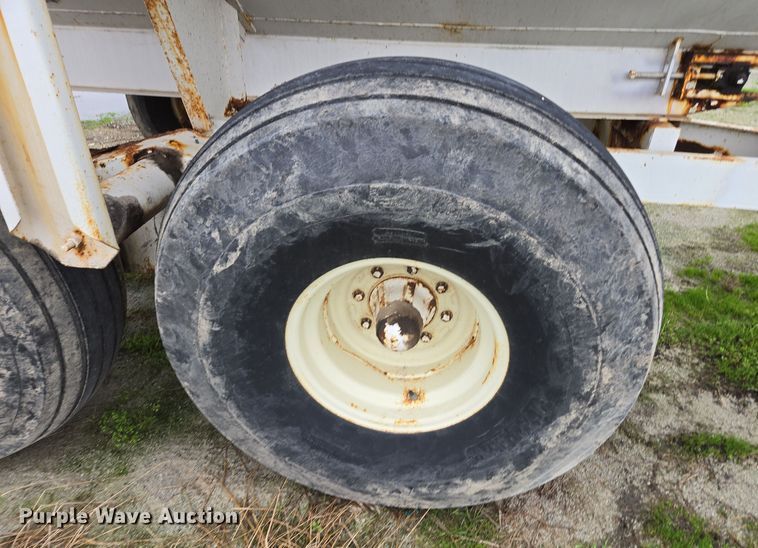 image for item DX1589 Western spreader