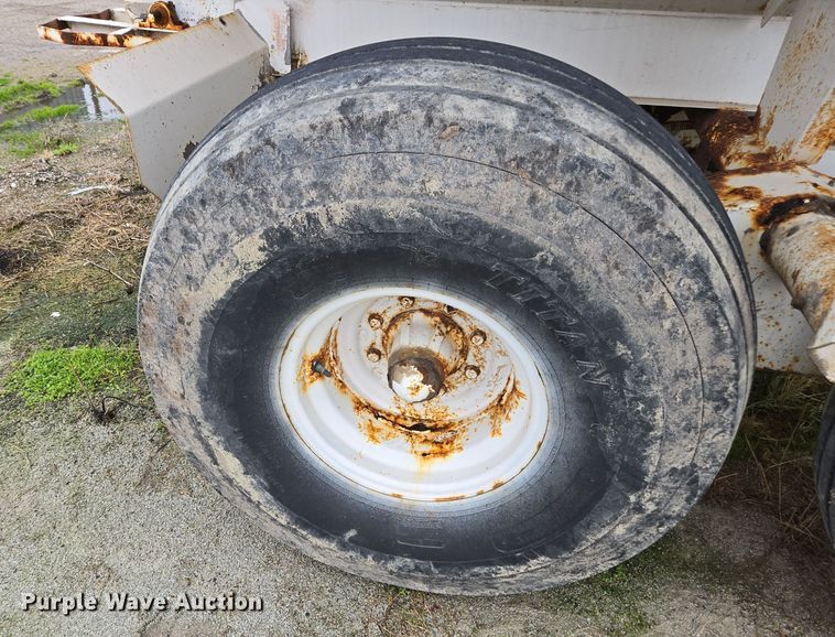 image for item DX1589 Western spreader