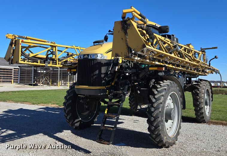 image for item DX1610 2012 AGCO Rogator RG1300  sprayer