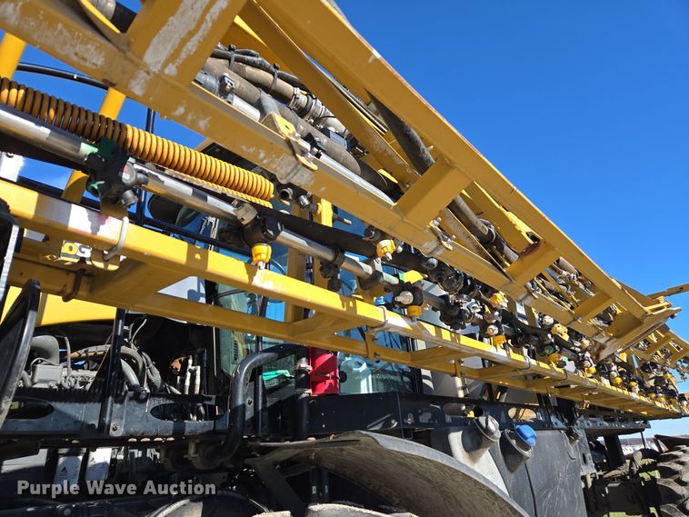 image for item DX1610 2012 AGCO Rogator RG1300  sprayer
