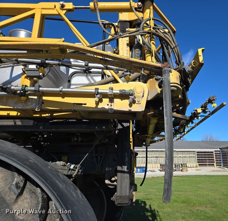 image for item DX1610 2012 AGCO Rogator RG1300  sprayer