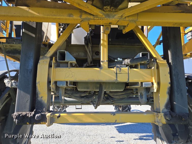 image for item DX1610 2012 AGCO Rogator RG1300  sprayer