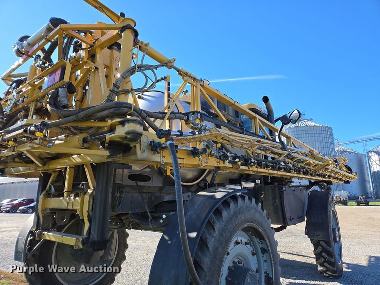 image for item DX1610 2012 AGCO Rogator RG1300  sprayer