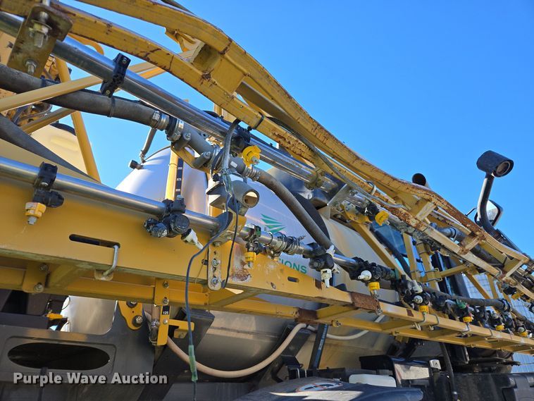 image for item DX1610 2012 AGCO Rogator RG1300  sprayer