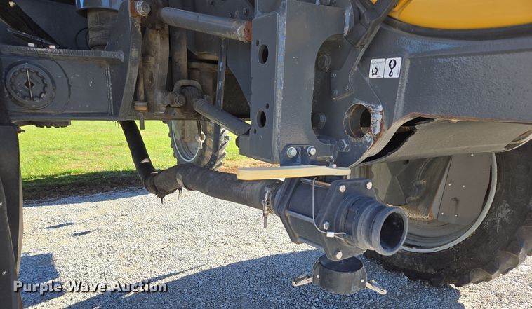 image for item DX1610 2012 AGCO Rogator RG1300  sprayer