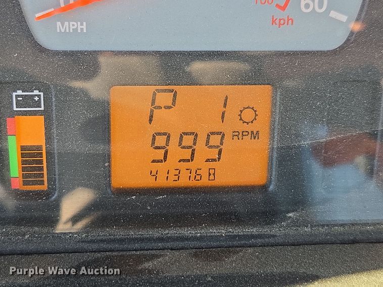 image for item DX1610 2012 AGCO Rogator RG1300  sprayer