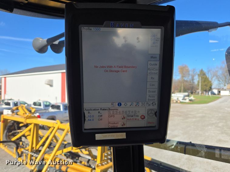 image for item DX1610 2012 AGCO Rogator RG1300  sprayer