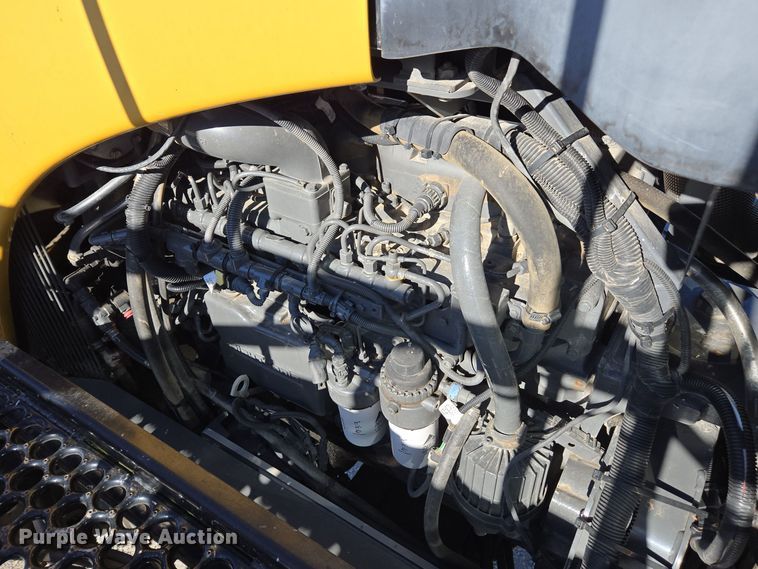 image for item DX1610 2012 AGCO Rogator RG1300  sprayer