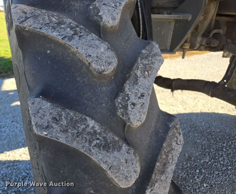 image for item DX1610 2012 AGCO Rogator RG1300  sprayer