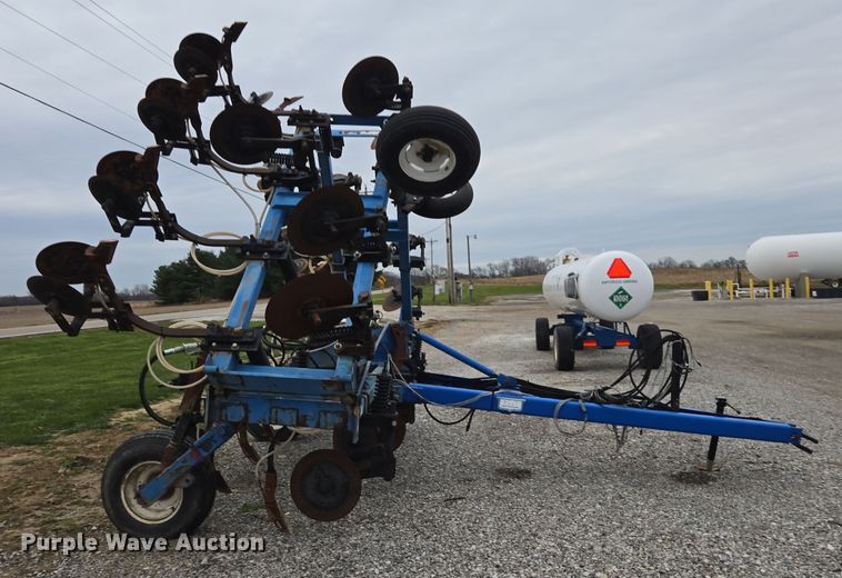 image for item DX1614 DMI field cultivator