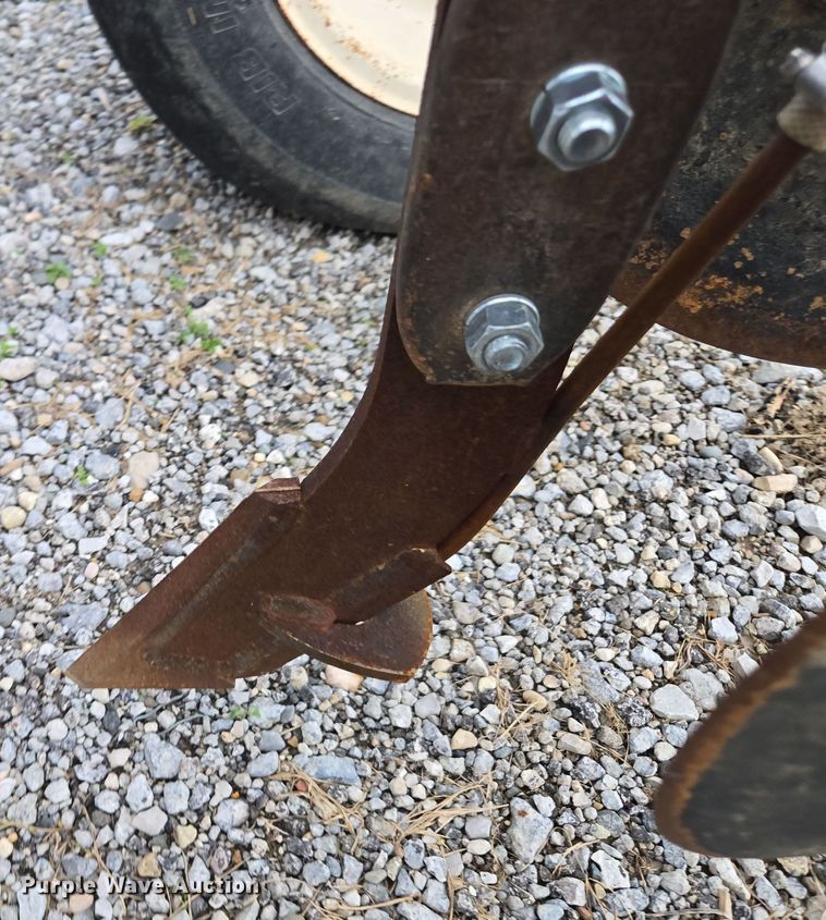 image for item DX1614 DMI field cultivator