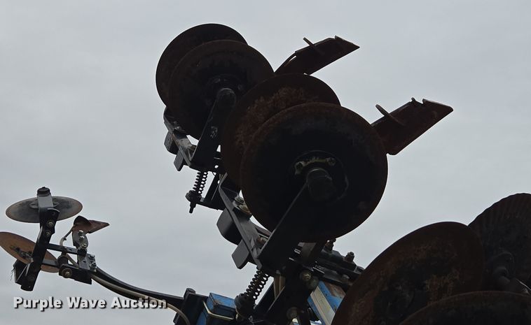 image for item DX1614 DMI field cultivator