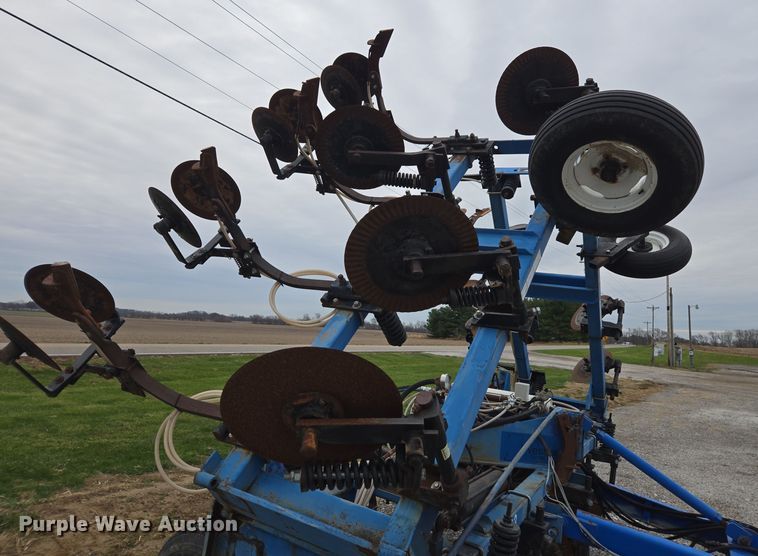 image for item DX1614 DMI field cultivator