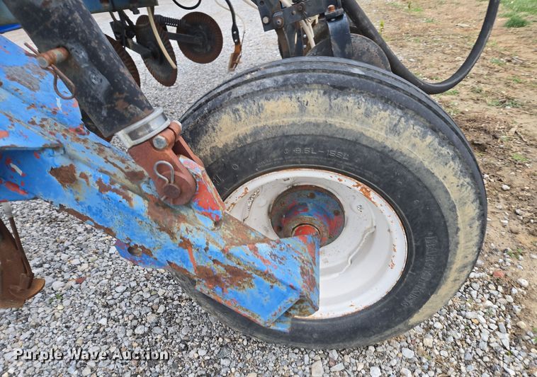 image for item DX1614 DMI field cultivator