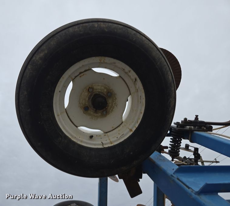 image for item DX1614 DMI field cultivator