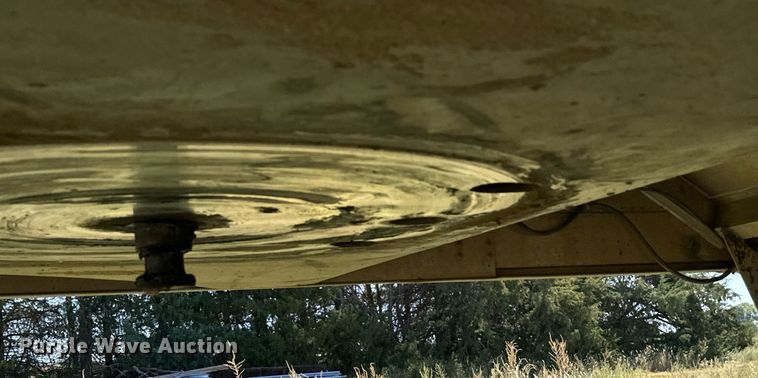 image for item DX3625 1989 Cornhusker Grain Hopper grain trailer