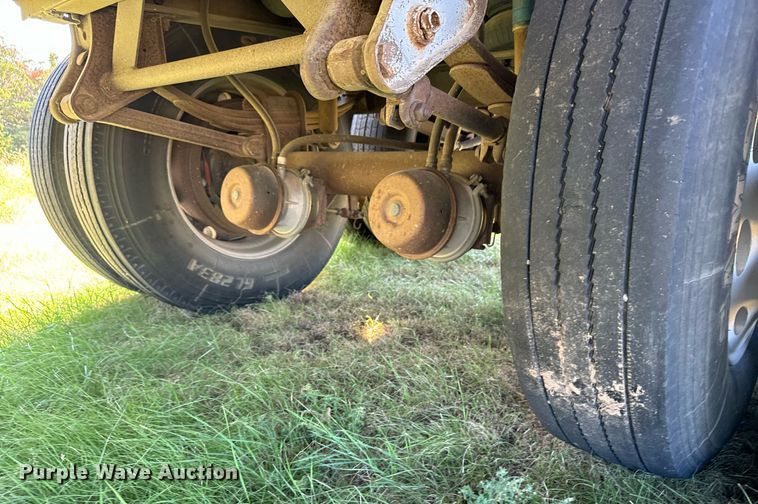 image for item DX3625 1989 Cornhusker Grain Hopper grain trailer
