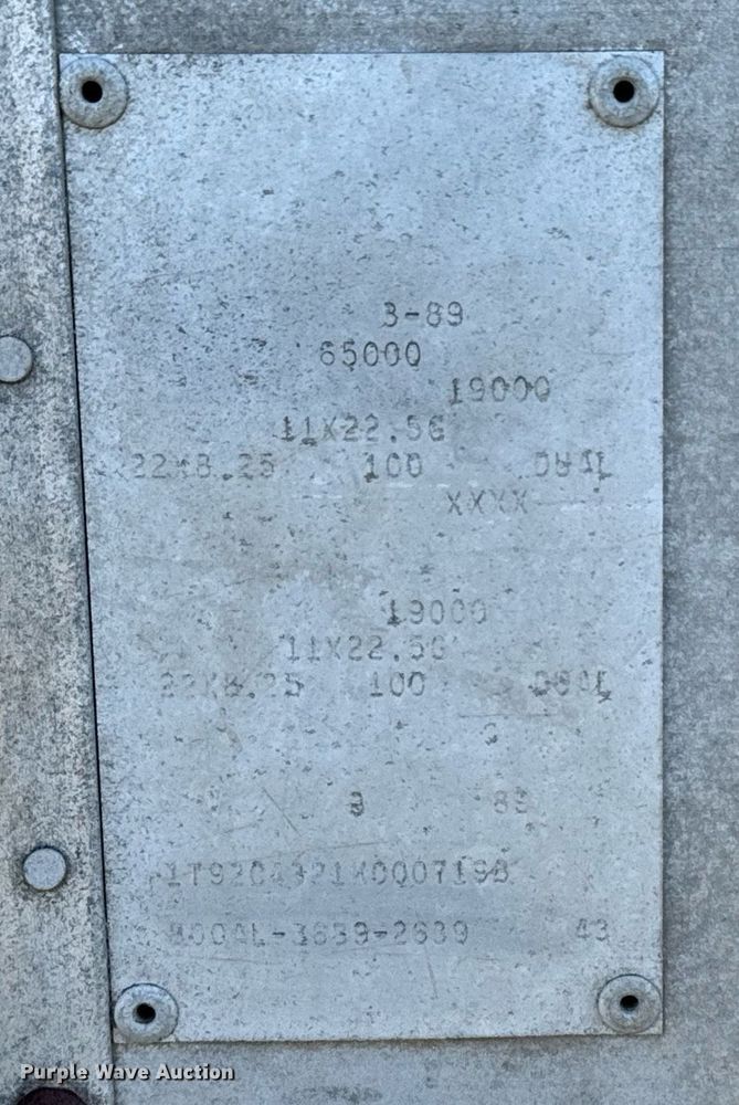 image for item DX3625 1989 Cornhusker Grain Hopper grain trailer