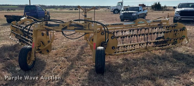 image for item DX3827 2015 Vermeer R23 hay rake
