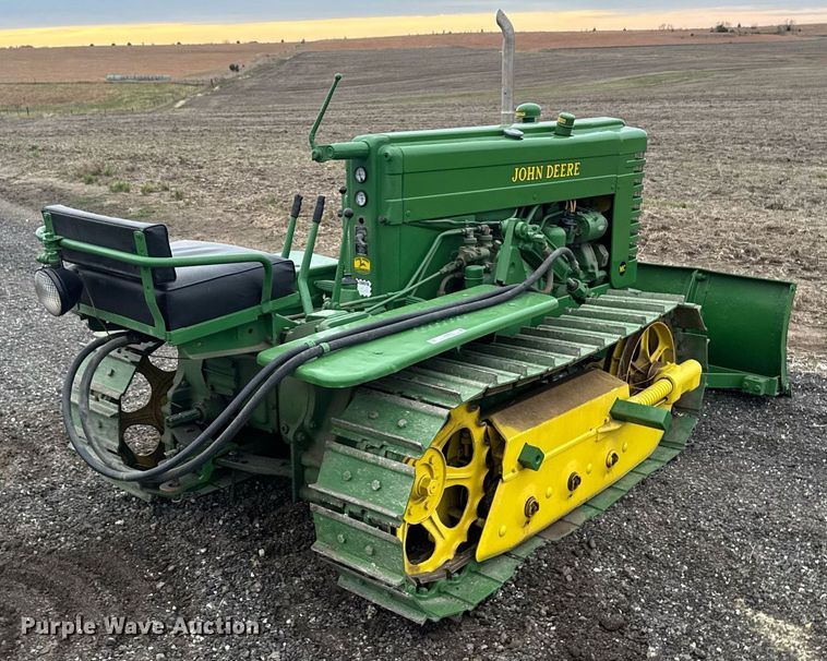 image for item DX3870 1950 John Deere MC tractor