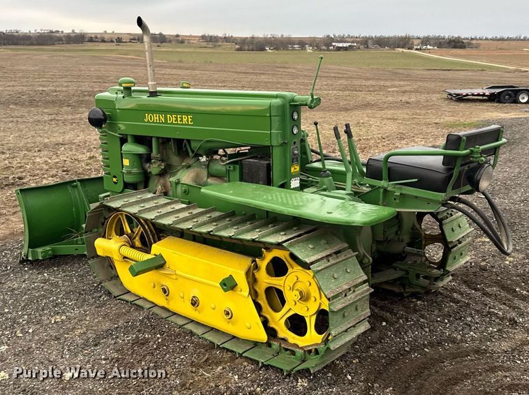image for item DX3870 1950 John Deere MC tractor