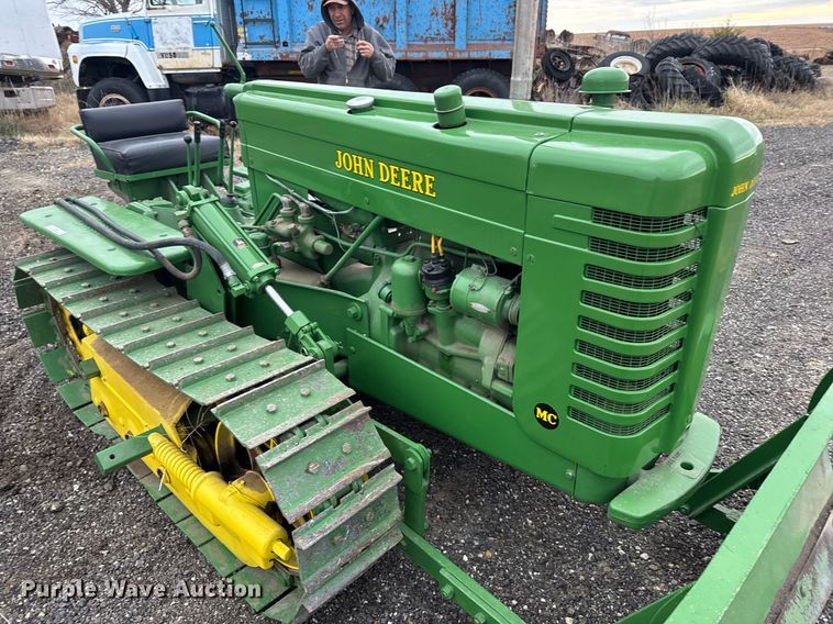 image for item DX3870 1950 John Deere MC tractor