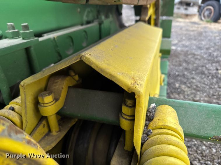 image for item DX3870 1950 John Deere MC tractor