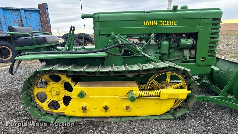 image for item DX3870 1950 John Deere MC tractor