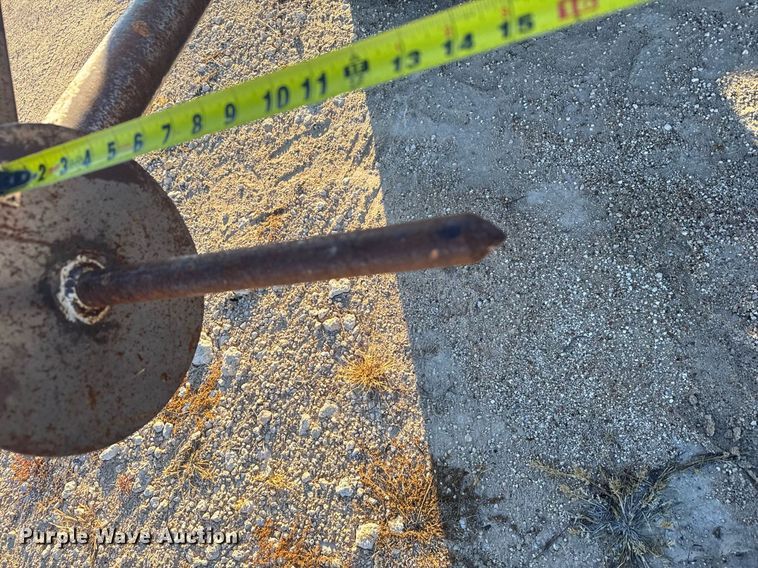 image for item DX3889 1975 Case 1370 tractor