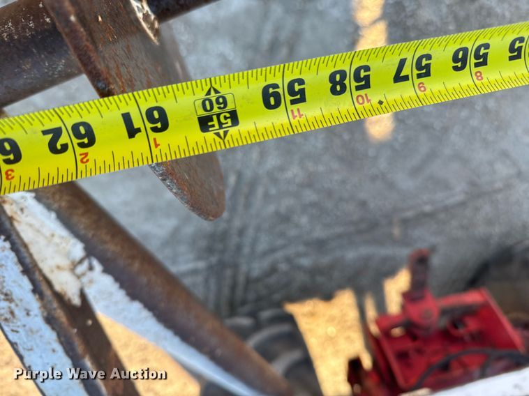 image for item DX3889 1975 Case 1370 tractor