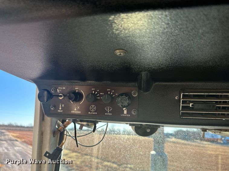 image for item DX3889 1975 Case 1370 tractor