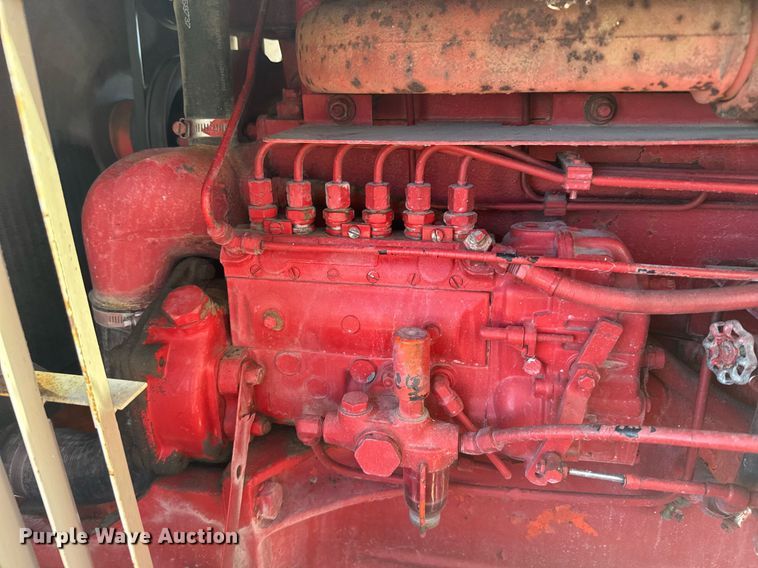 image for item DX3889 1975 Case 1370 tractor