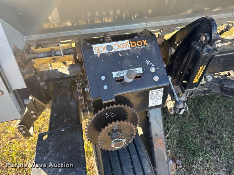 image for item DX3896 Crust Buster 4000 grain drill